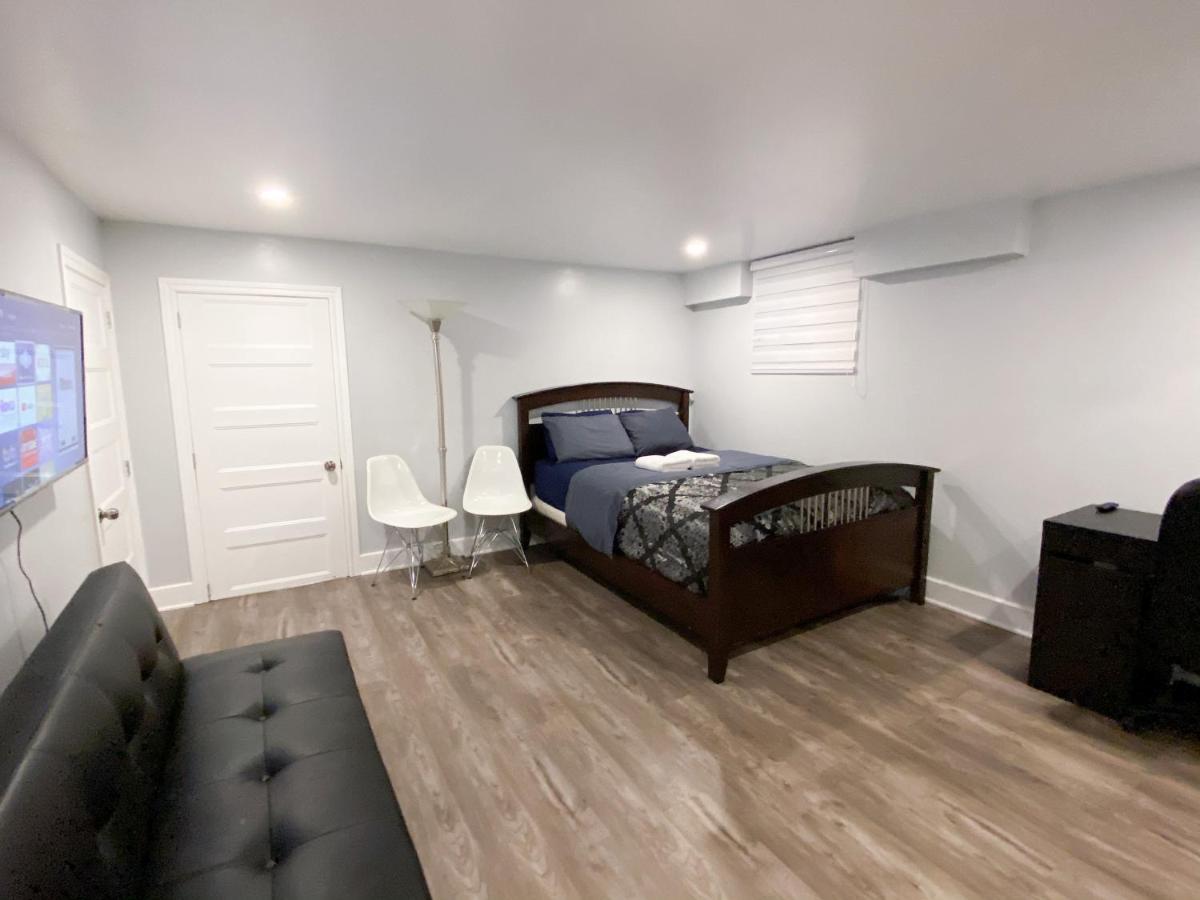 Newly Renovated Studio, Separate Entrance Montreal Luaran gambar