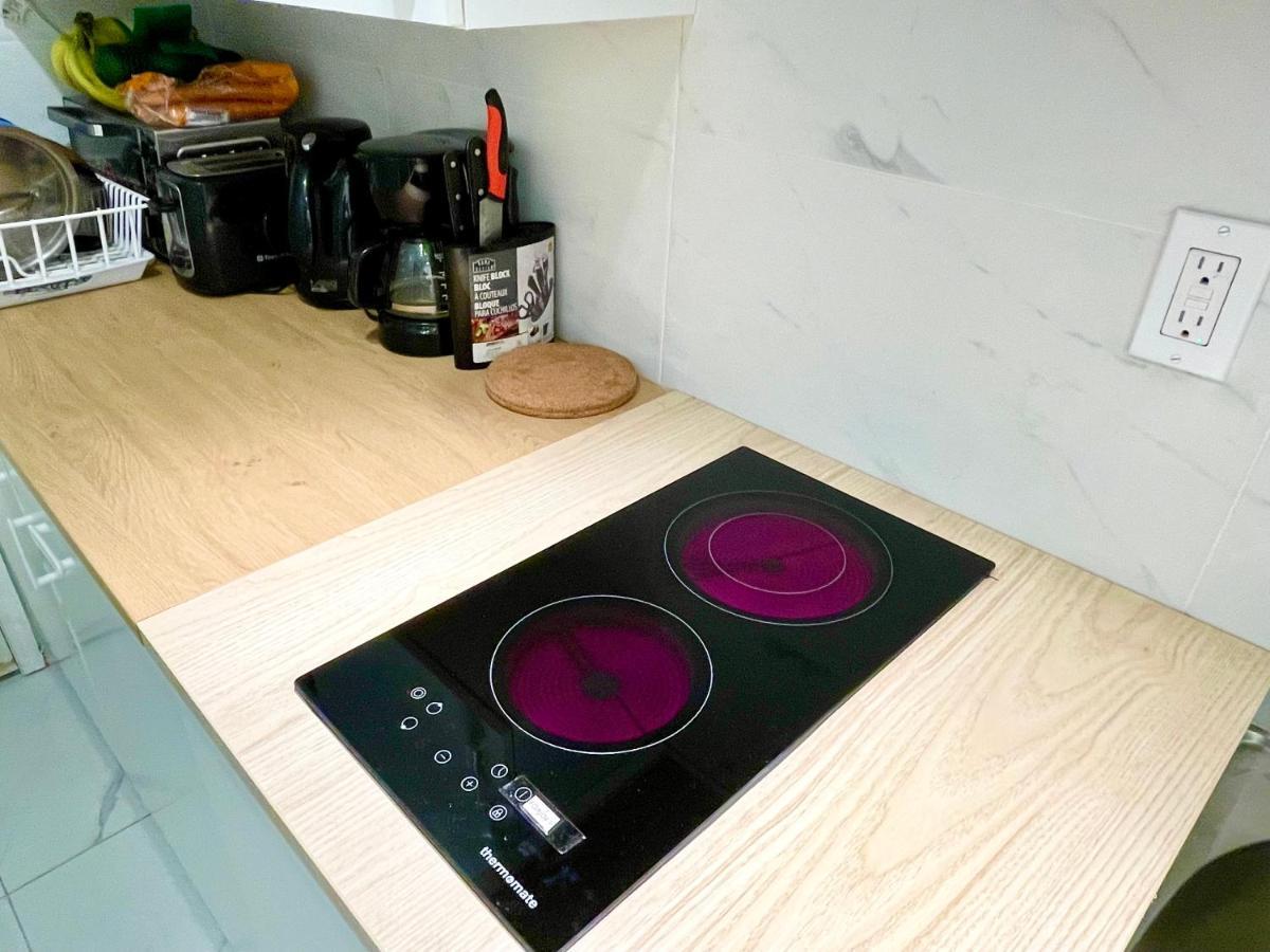 Newly Renovated Studio, Separate Entrance Montreal Luaran gambar